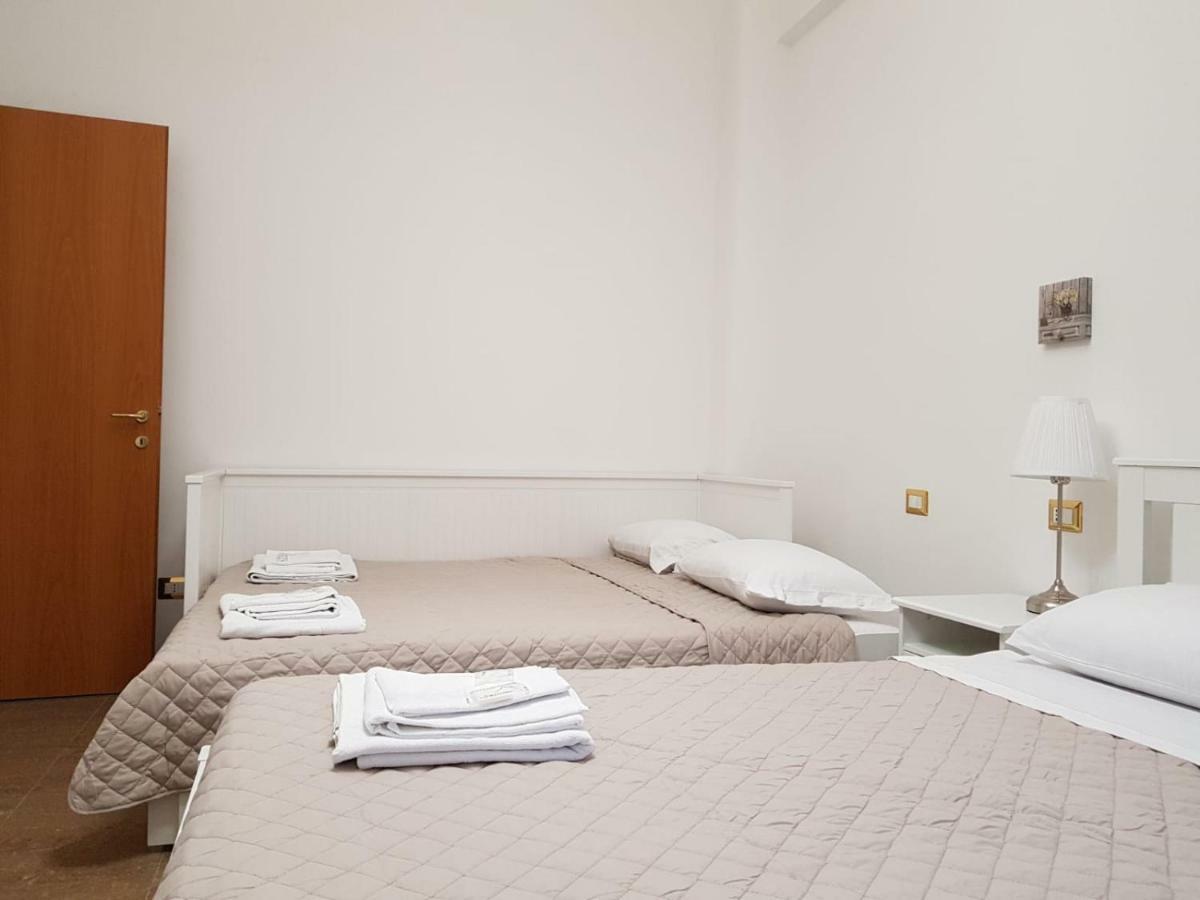 Interno Dieci Řím Exteriér fotografie